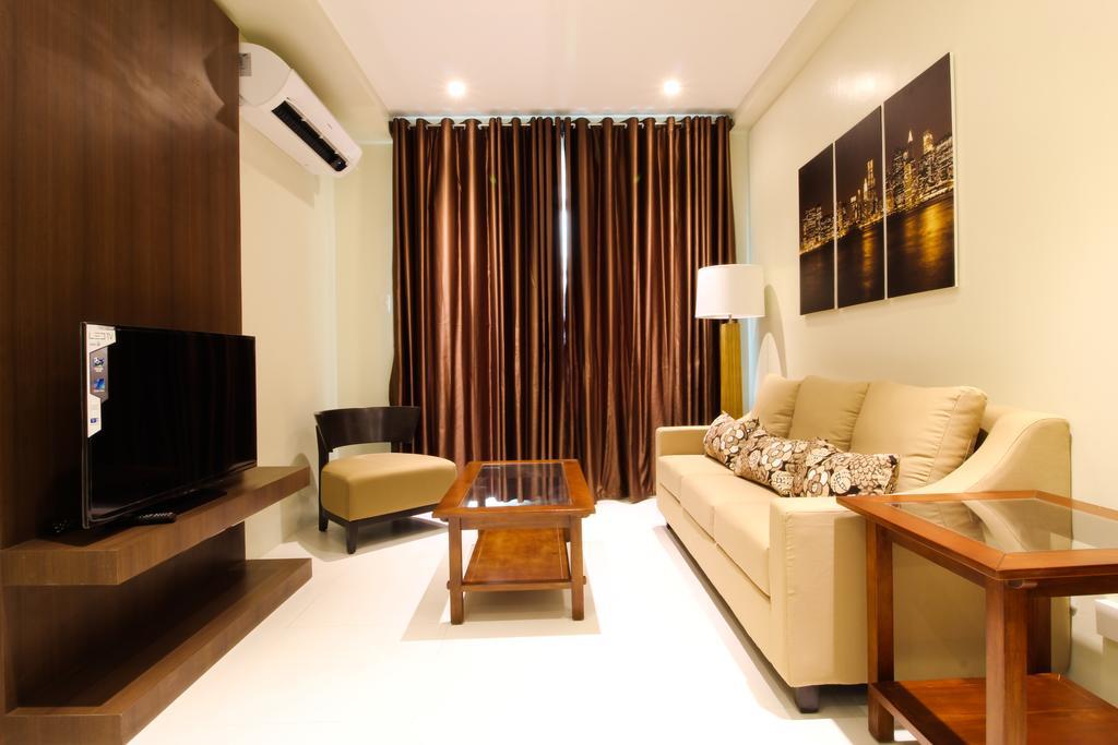 סבו Padgett Place Prime Suites מראה חיצוני תמונה