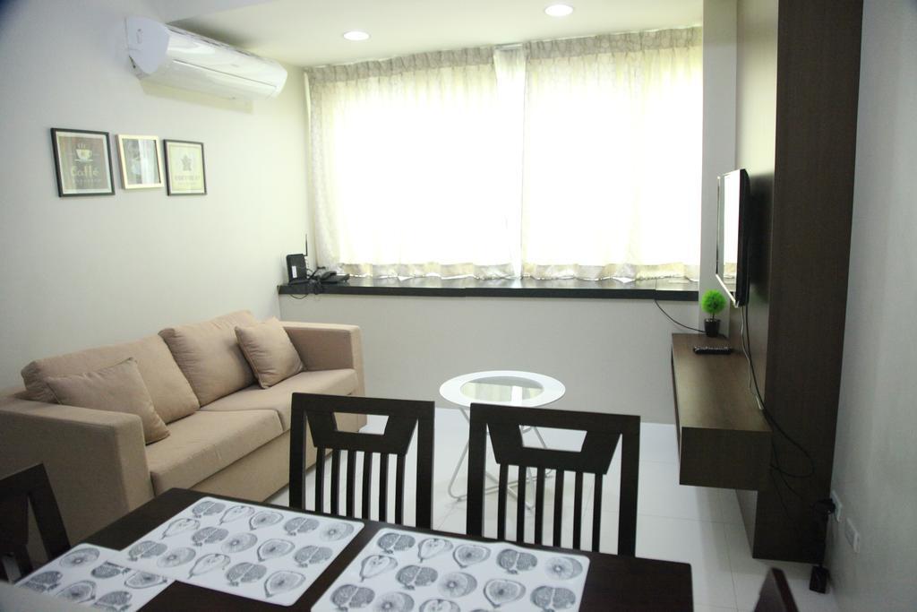 סבו Padgett Place Prime Suites מראה חיצוני תמונה