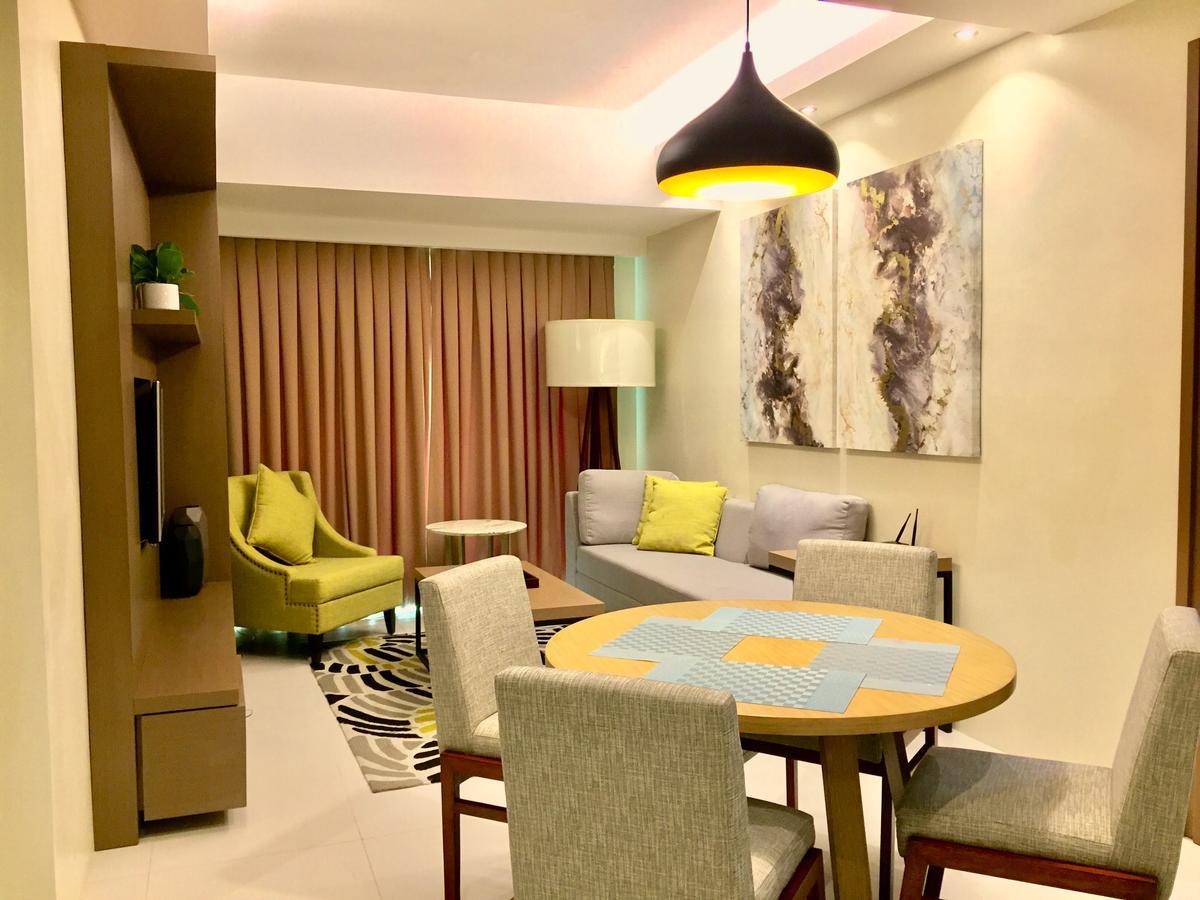 סבו Padgett Place Prime Suites מראה חיצוני תמונה