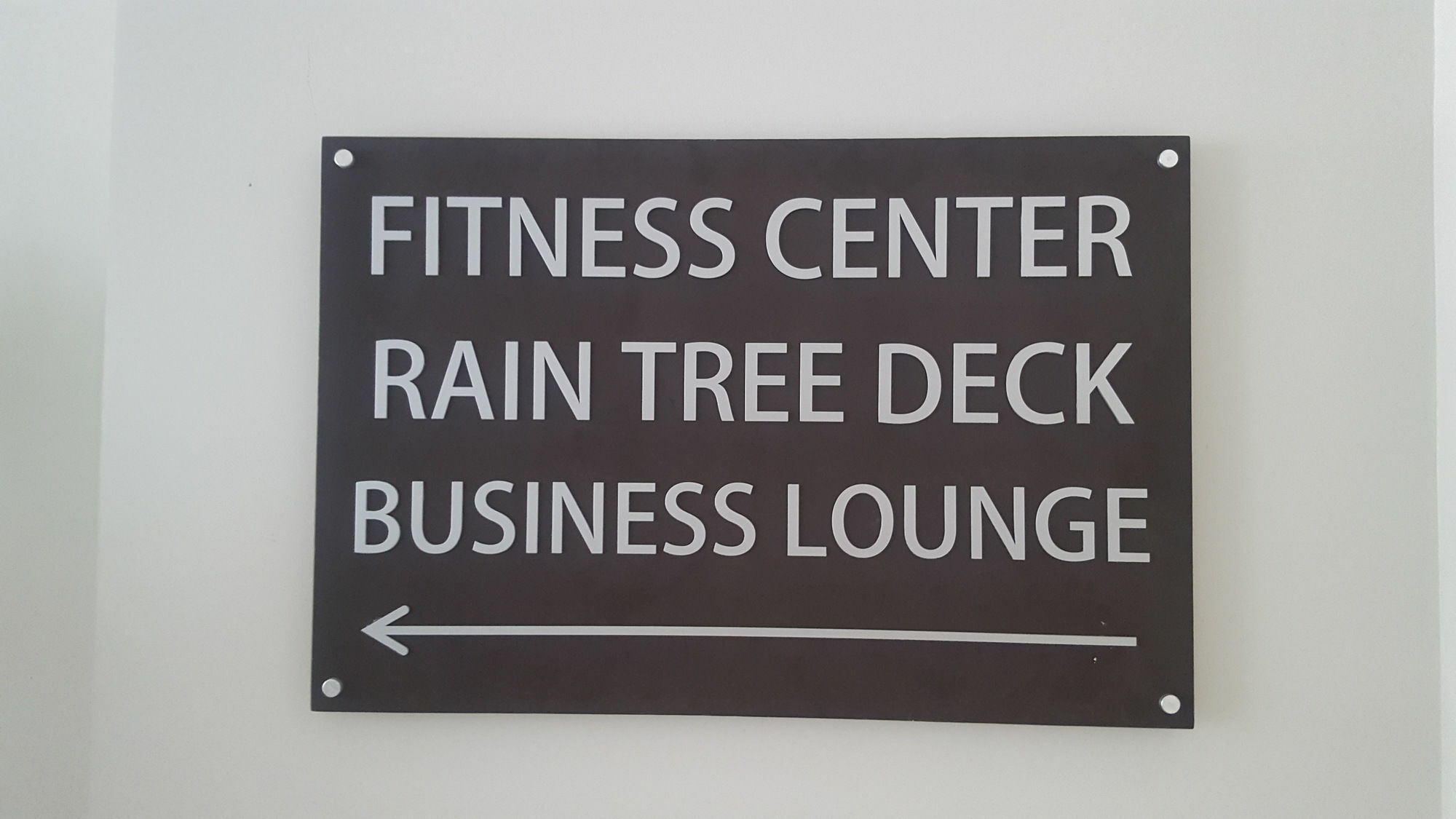 סבו Padgett Place Prime Suites מראה חיצוני תמונה